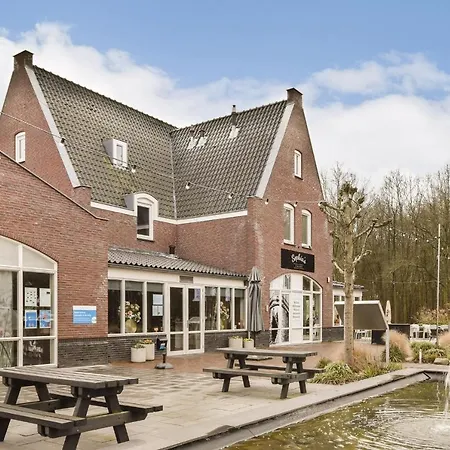 Europarcs Spaarnwoude Te Amsterdam Halfweg